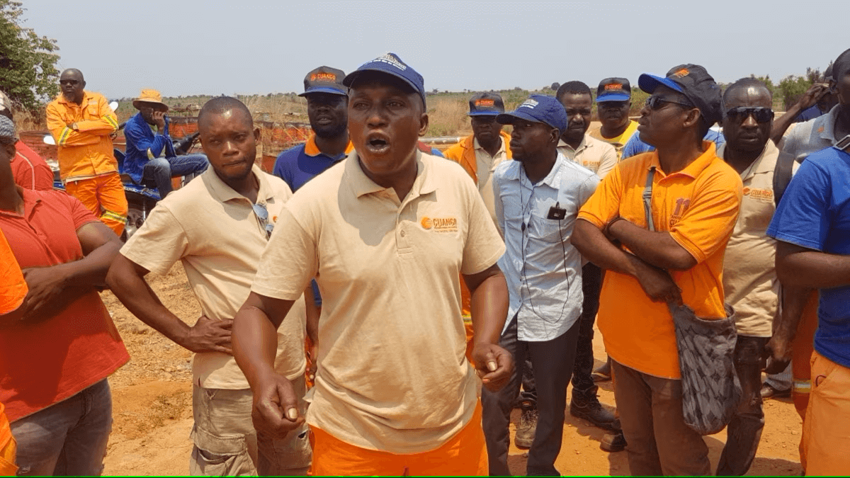 Vagas na Sociedade Mineira do Cuango Angola