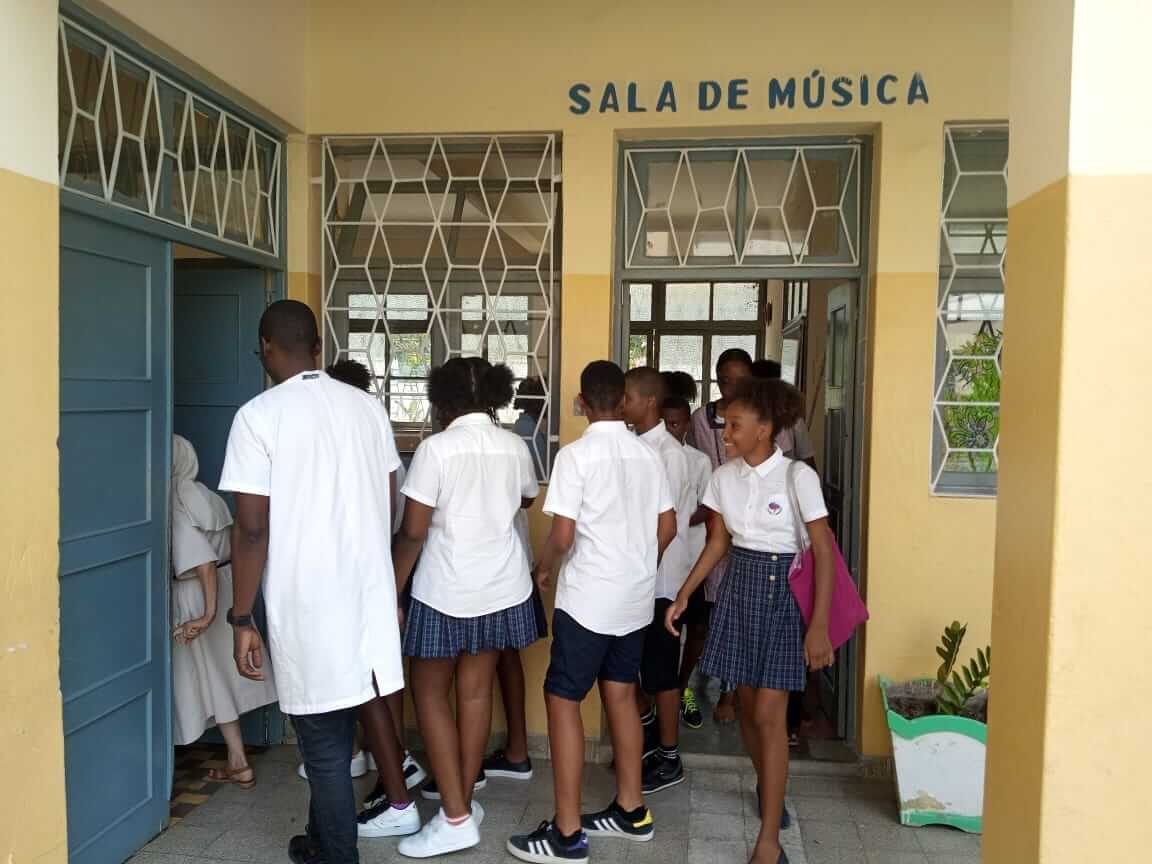 Vagas na Colégio de Benguela Angola