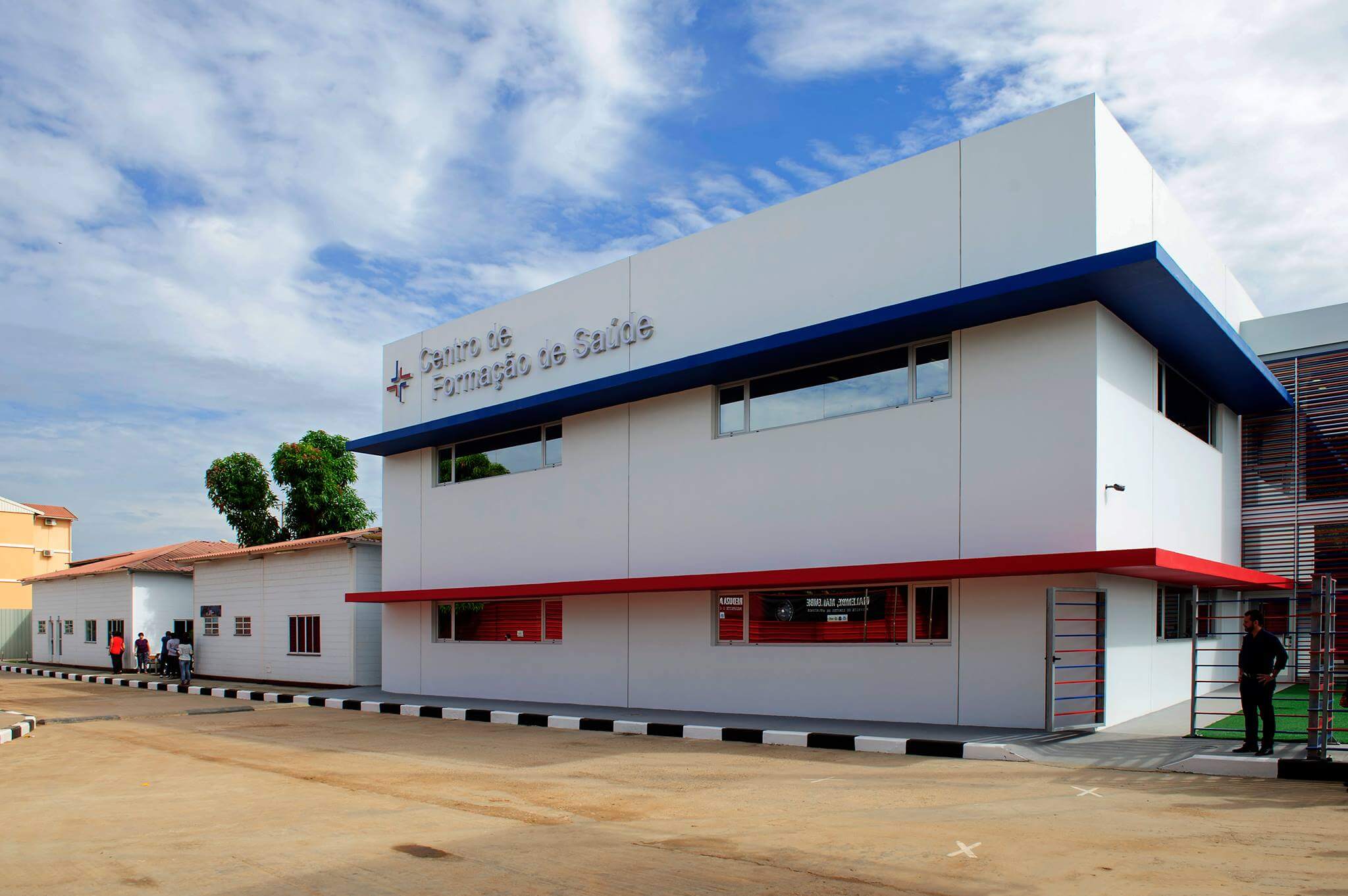 Recrutamento na Clínica Multiperfil Angola Vagas na Clínica Multiperfil Angola