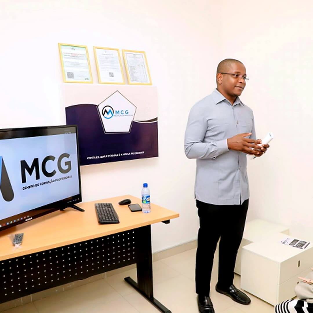 Vagas na MCG Angola