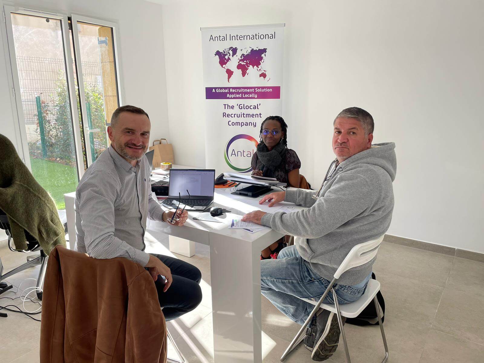 Vagas na Antal International Angola