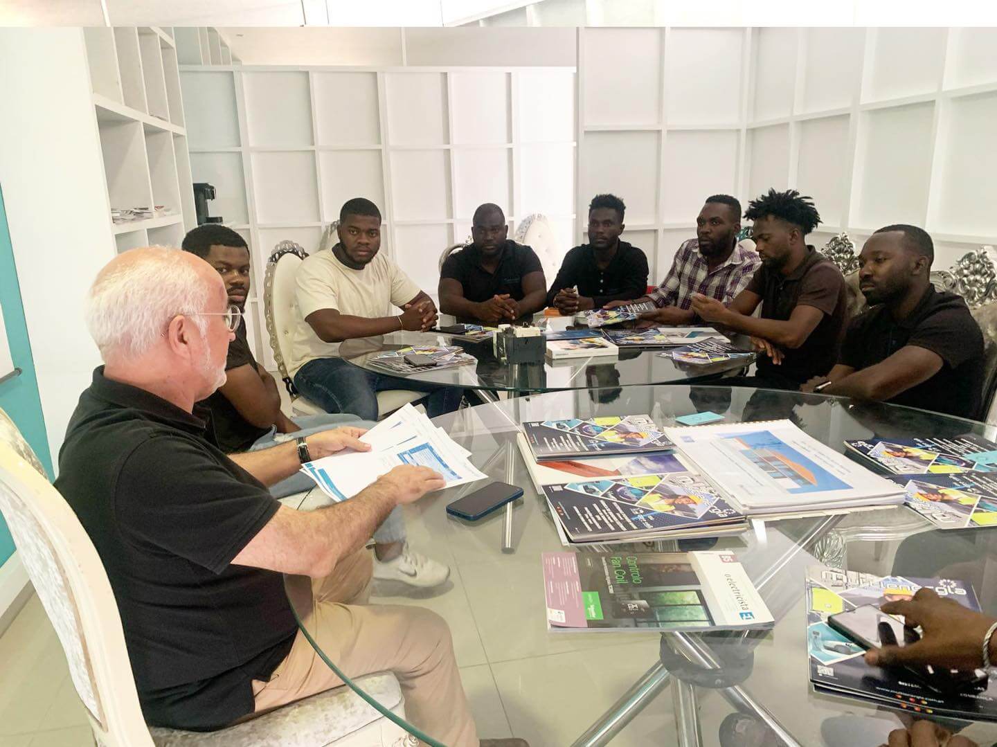 Vagas na Multienergia Angola