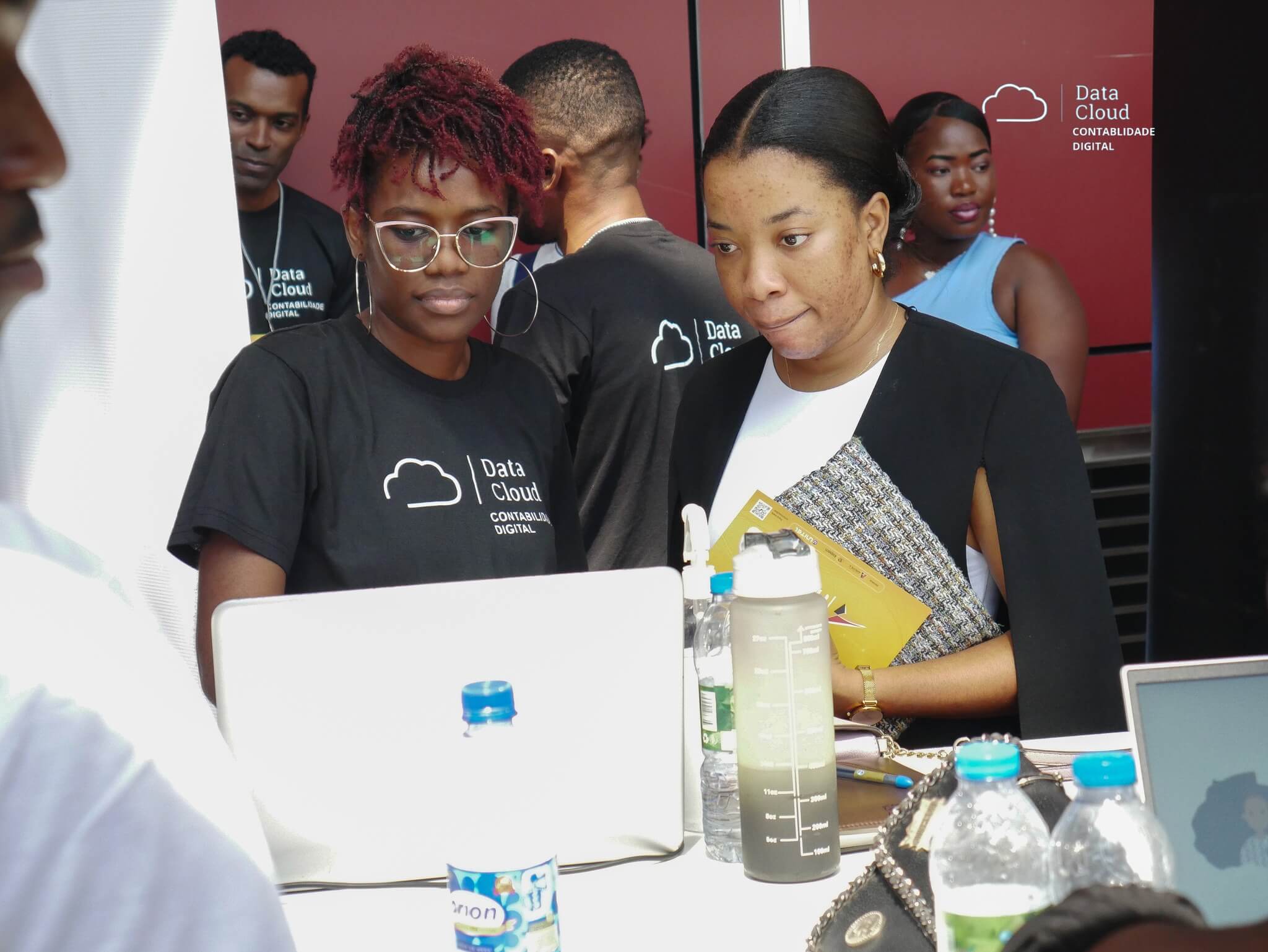Recrutamento na Data Cloud Angola Vagas na Data Cloud Angola