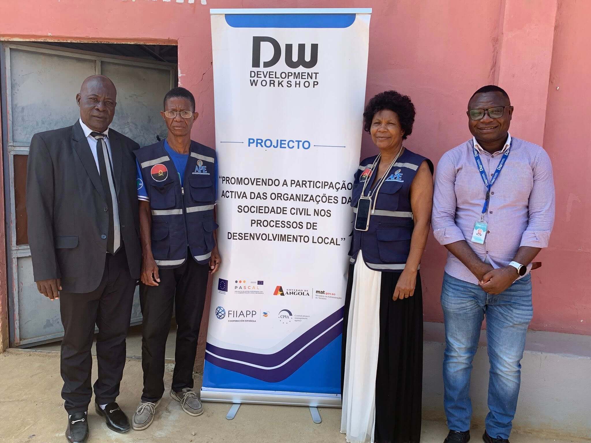 Recrutamento na DW Angola Vagas na DW Angola