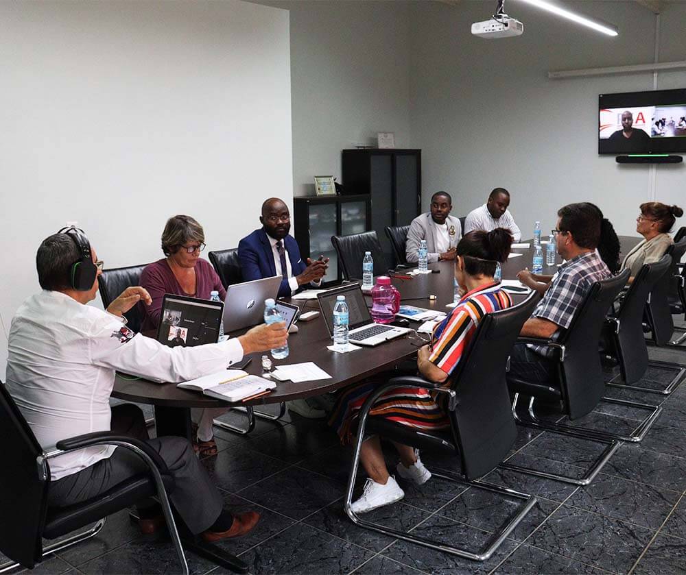 Recrutamento na PEA Angola Vagas na PEA Angola